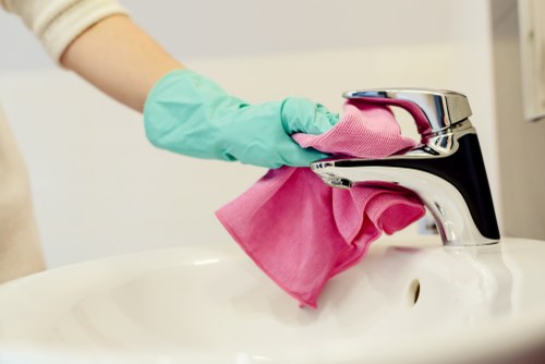 Organised property clearance in W4 for a residential home interior