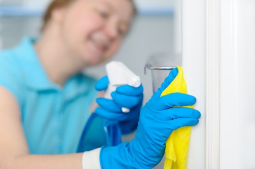Tailored commercial cleaning for shops and workspaces in W4