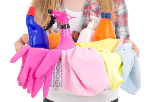 WCAG 2.1 AA compliance and readable cleaning service content